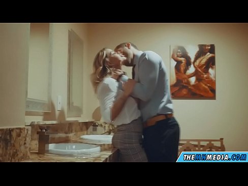 ❤️ Kad te prsata plavuša zavede u javnom toaletu ❤️❌ Porno na bs.taxiklass.ru ❌️❤